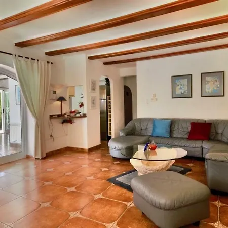 Villa Almadrava Dv 6p *