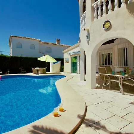Almadrava Dv 6p Villa *